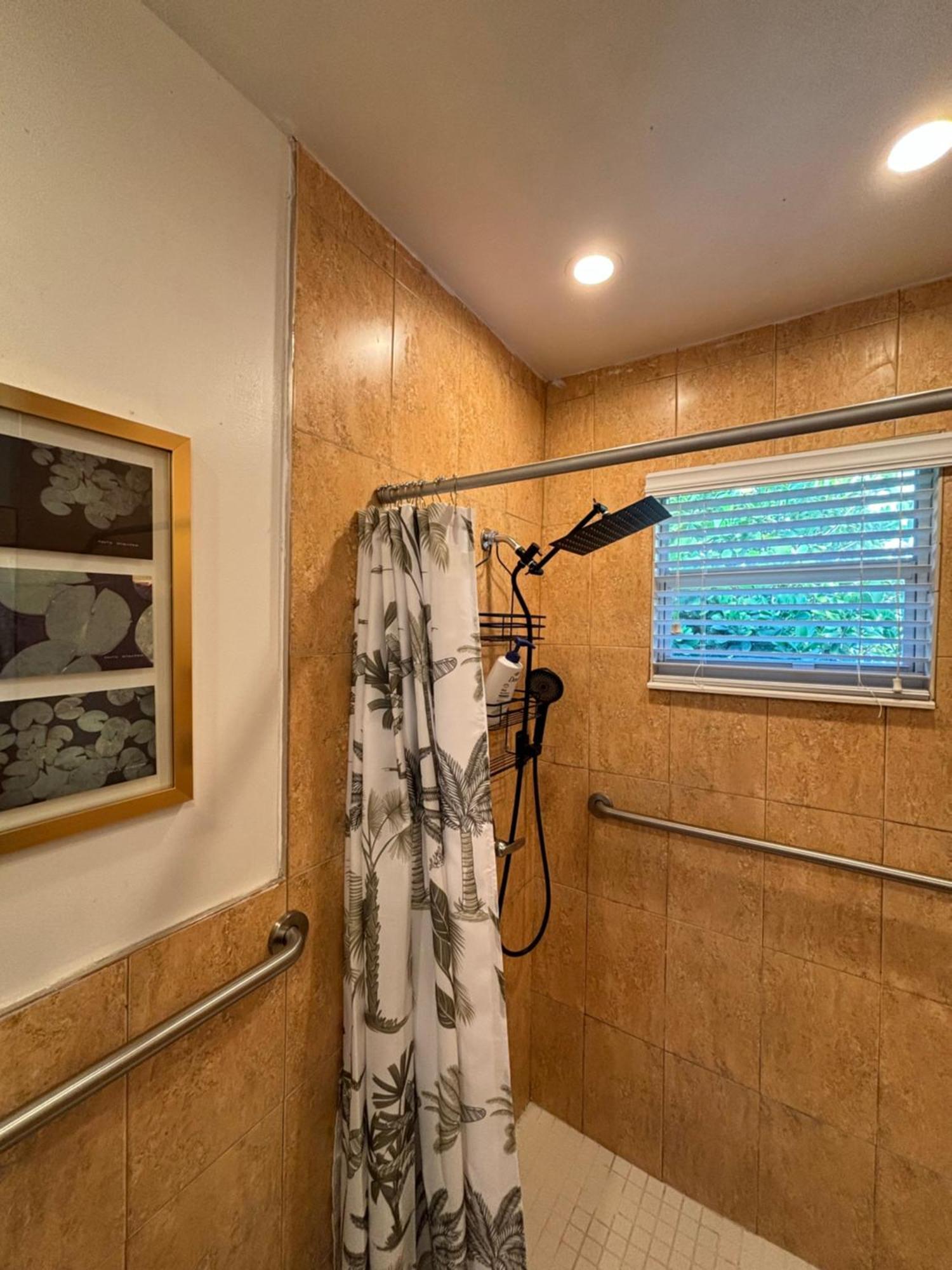 Deluxe Room In Best Location Miami In A 2 Bedrooms Unit - Parking, Laundry And Luggage Storage ภายนอก รูปภาพ